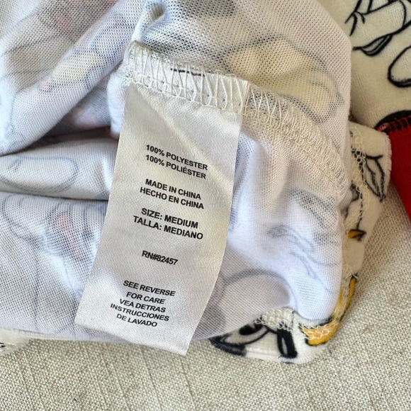 Disney x Macy’s Parade Balloon Matching Family PJs (unisex) Size M - Picture 6 of 6